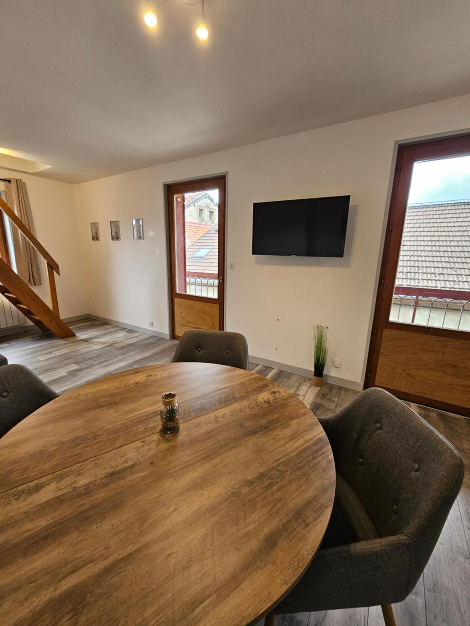 Pontarlier Le Sympa ! 400M De La Gare - Ma Petite Resa Apartment Exterior photo