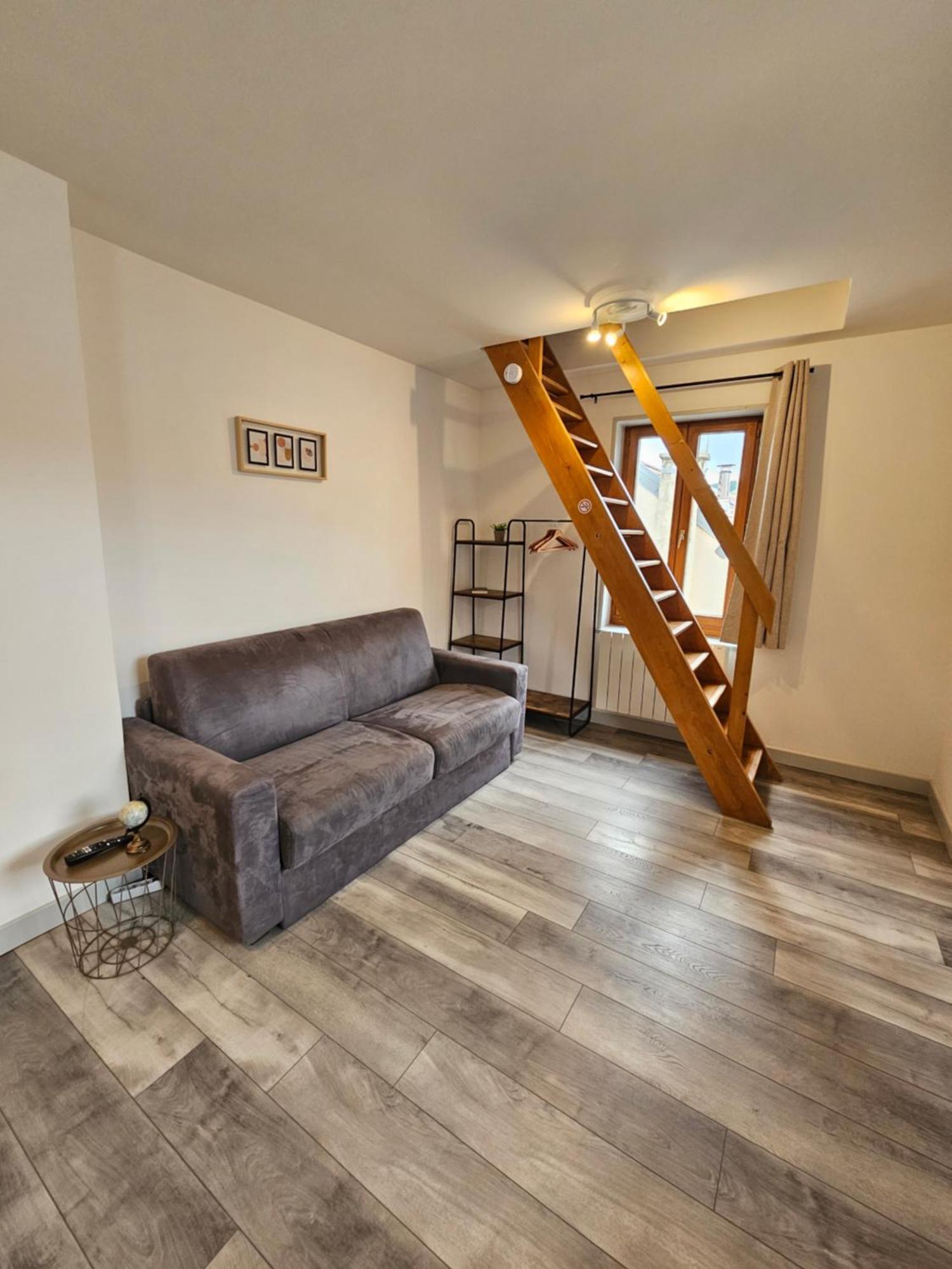 Pontarlier Le Sympa ! 400M De La Gare - Ma Petite Resa Apartment Exterior photo